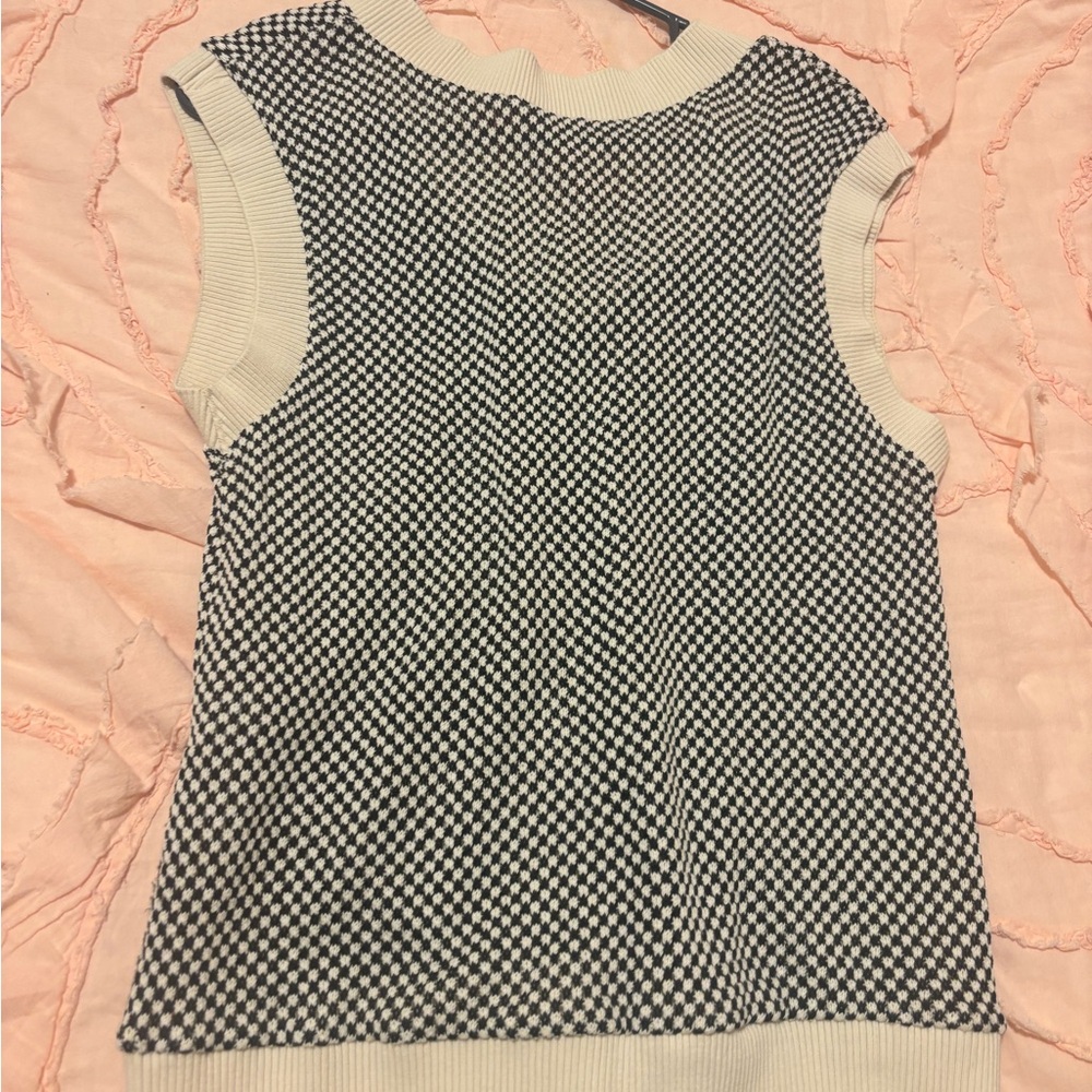 Chic Black and White Checkered Sleeveless Top ZARA!!!